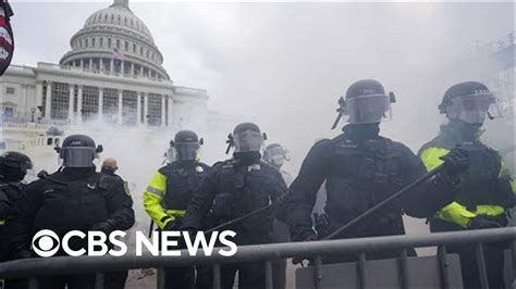 3 police officers who defended the Capitol on Jan. 6 are seen entering DC courthouse for Trump’s arraignment